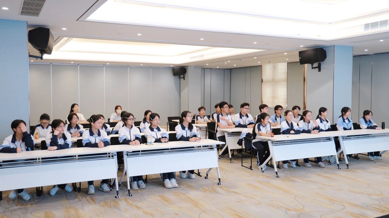 巧手绣香囊 端午享健康|温州第二职业技术学院走进温州口腔医院